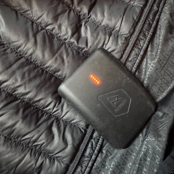 Ravean Men's Down Heated Jacket with 12V Battery Kit XS - Picture 2 of 8